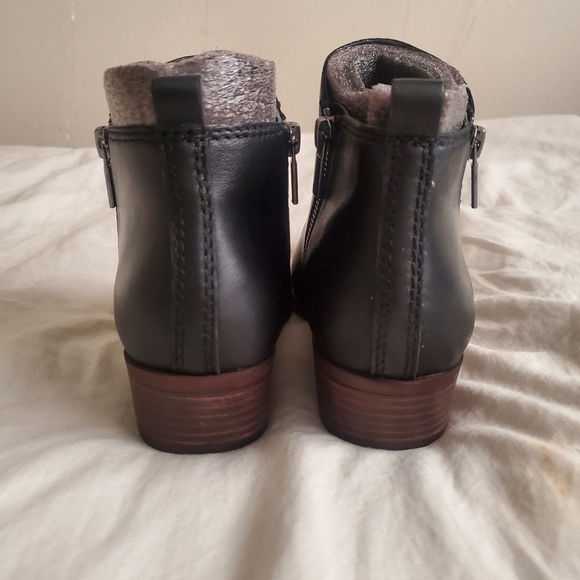 Lucky Brand - Picture 5 of 6